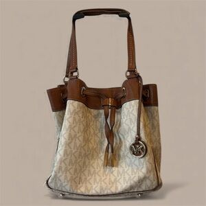 Michael Kors Tan and Brown Shoulder Bag leather handbag purse tote cinch bag